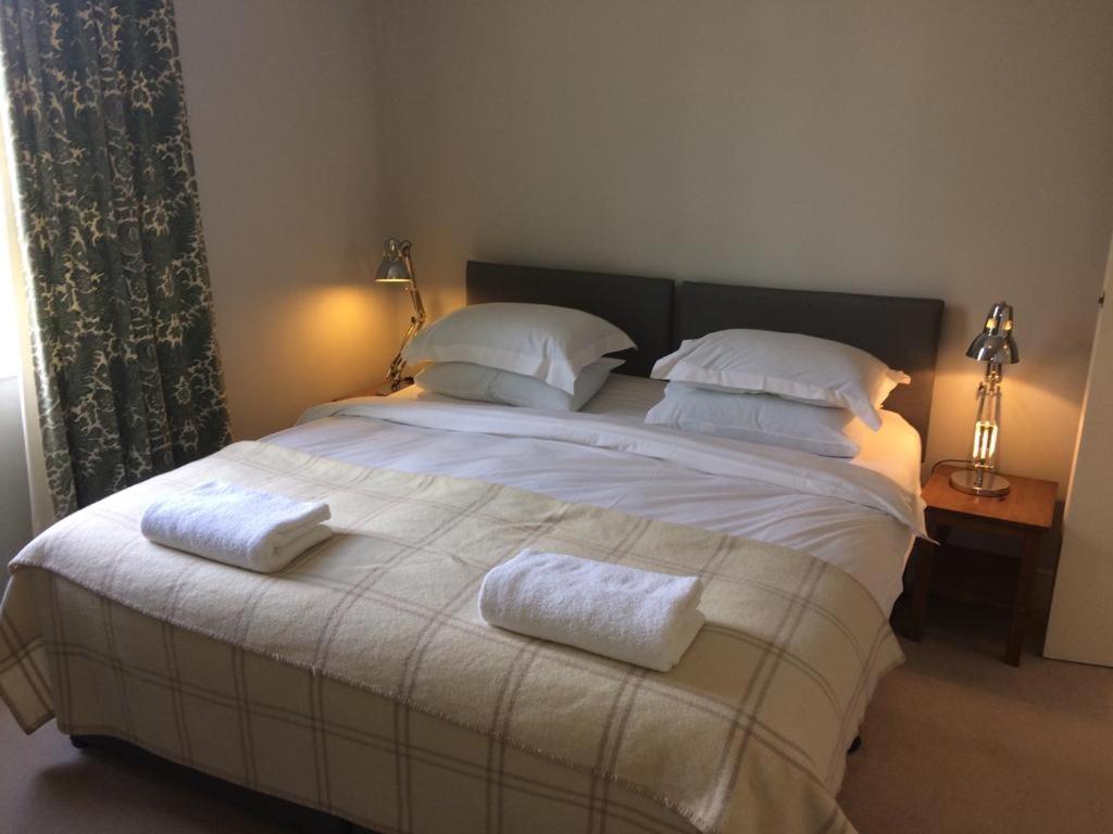 Notting Hill Charm -Sleeps 5 - Urban Retreat Lägenhet London Exteriör bild
