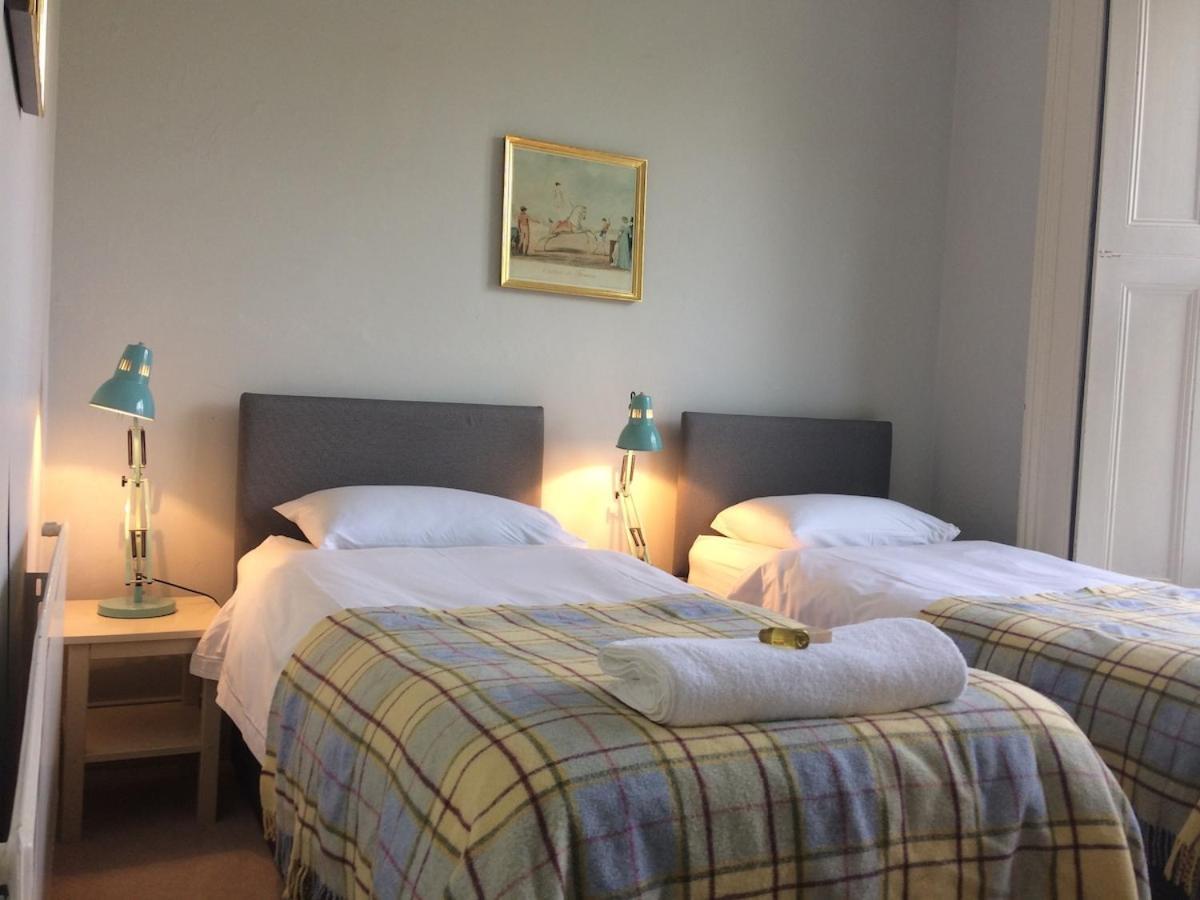 Notting Hill Charm -Sleeps 5 - Urban Retreat Lägenhet London Exteriör bild