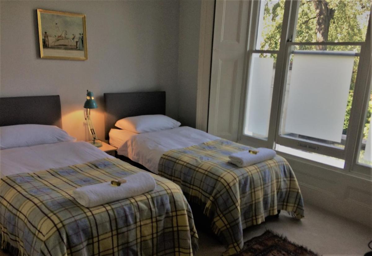 Notting Hill Charm -Sleeps 5 - Urban Retreat Lägenhet London Exteriör bild