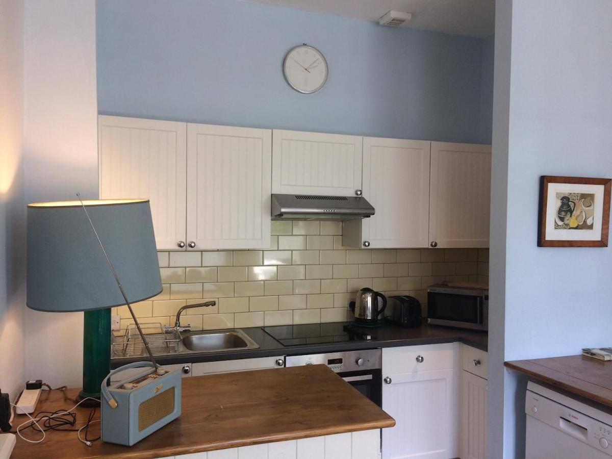 Notting Hill Charm -Sleeps 5 - Urban Retreat Lägenhet London Exteriör bild